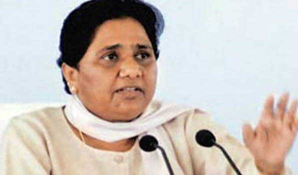 मायावती के जन्मदिवस समारोह में फायरिंग पर मामला दर्ज, बसपा कार्यकर्ताओं में हड़कम्प